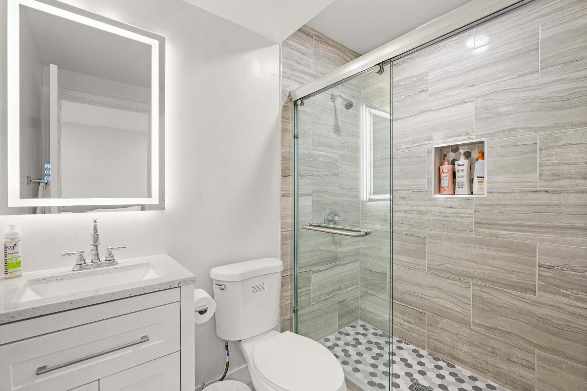 New Renovated 2B2B Apt Self Checkin Free Parking 1 Pasadena Exterior foto